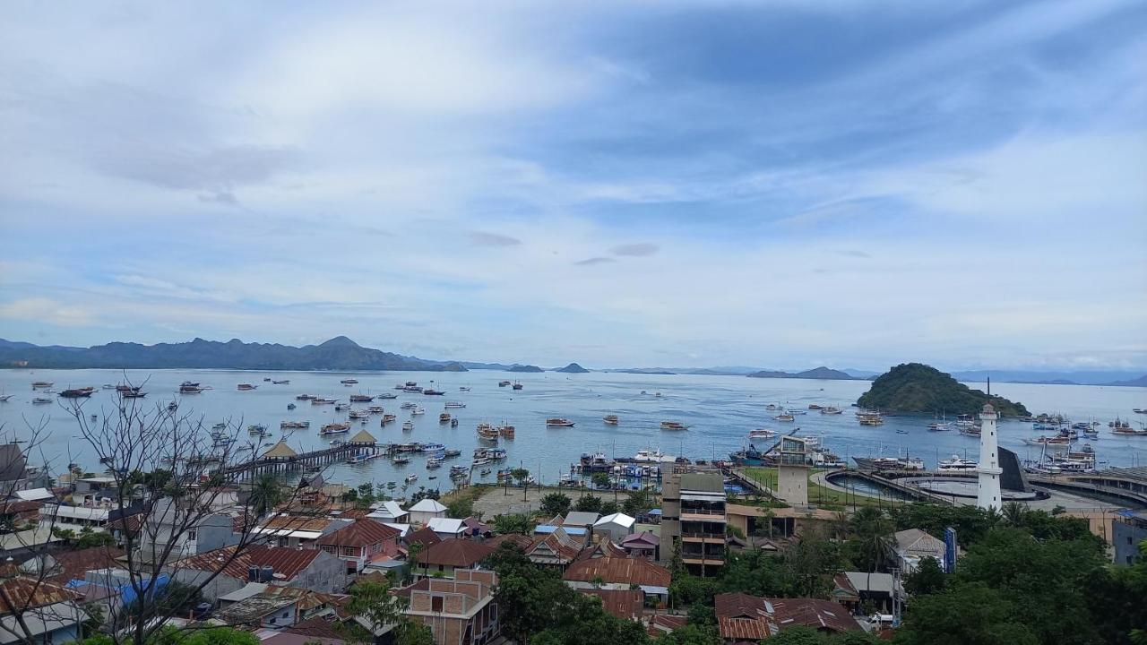 Benedict Guesthouse By Mori Hospitality Labuan Bajo Exteriör bild
